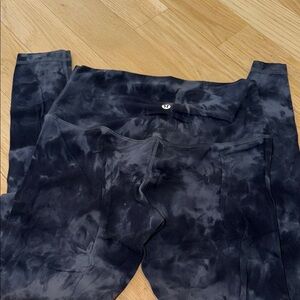 Black Tie-Dye Leggings